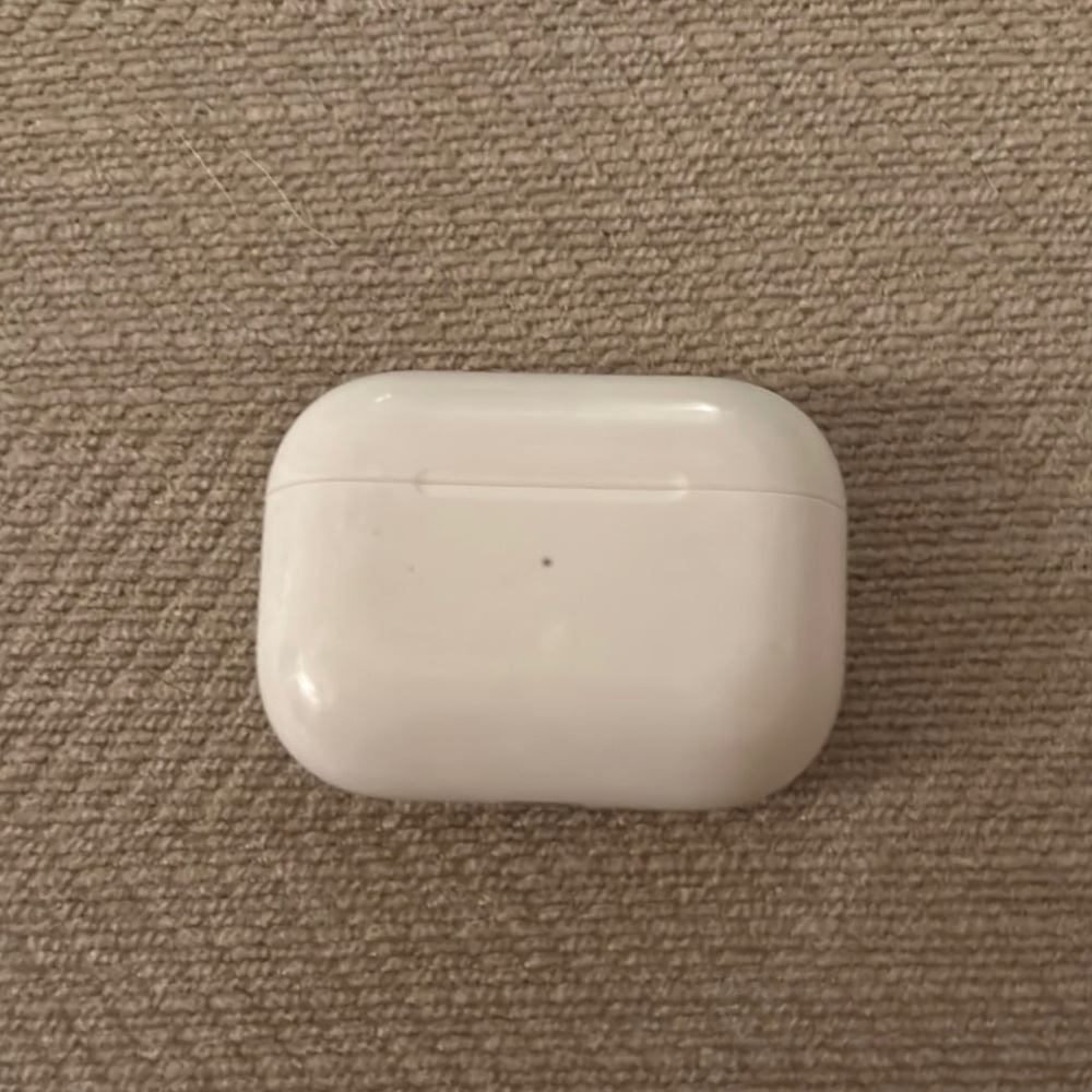 Apple Earbud Headphones - White